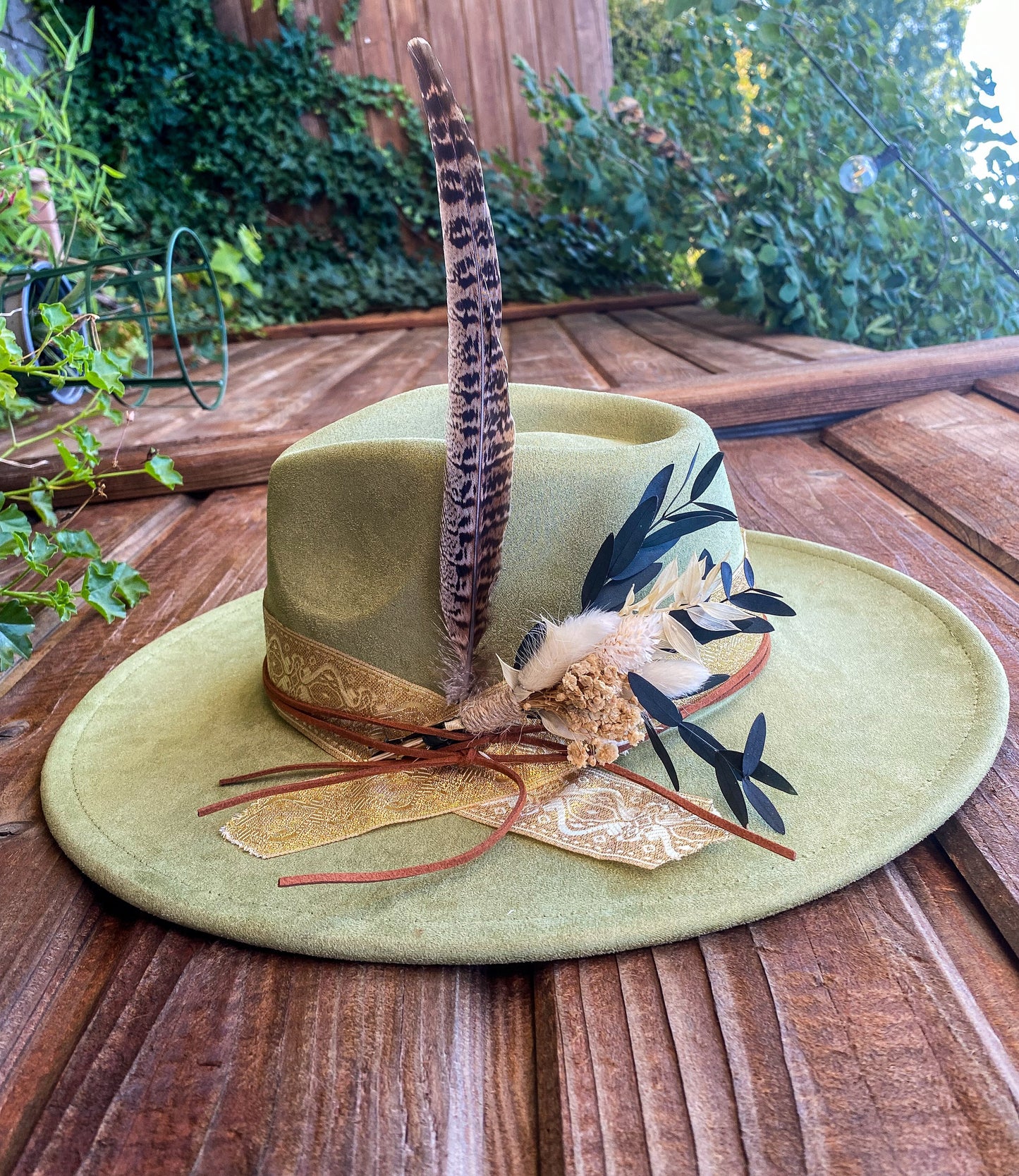 Hut Gypsie Wild at Noon