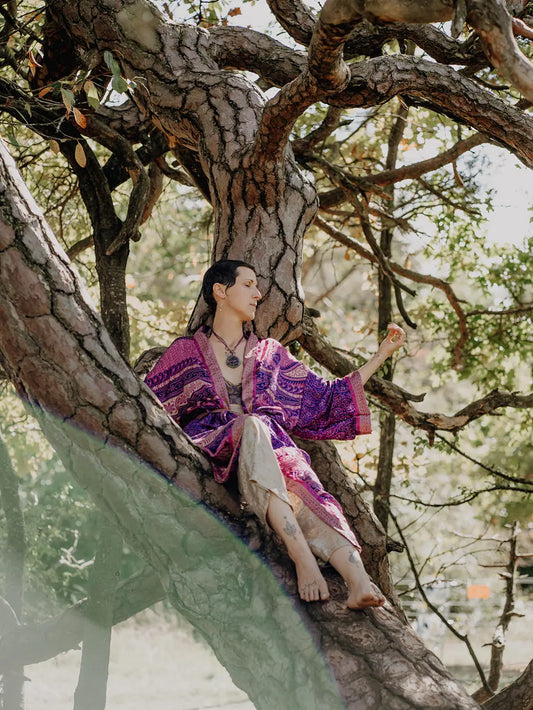 Archetype-Series-Folge-2 Wild at Noon