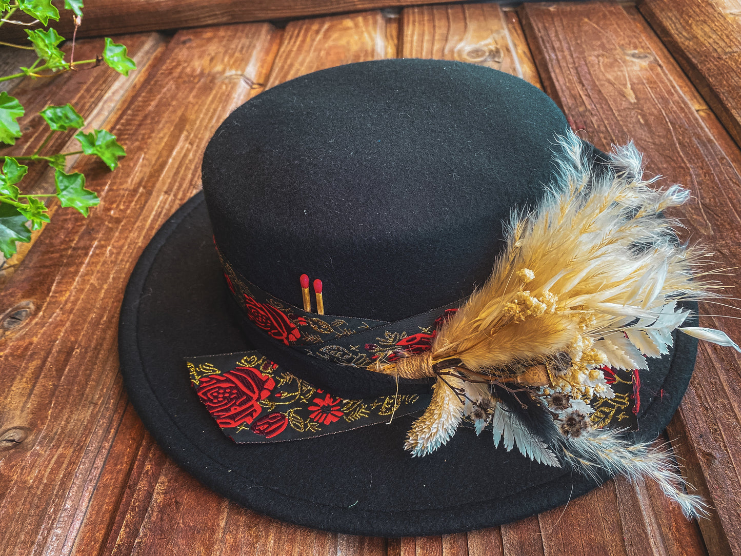 Hut Dylan Edition Wild at Noon