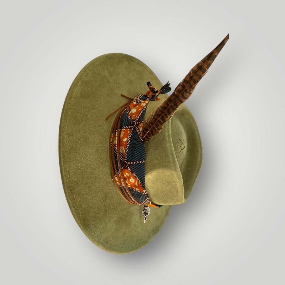 Hut Norman the Gambler Wild at Noon