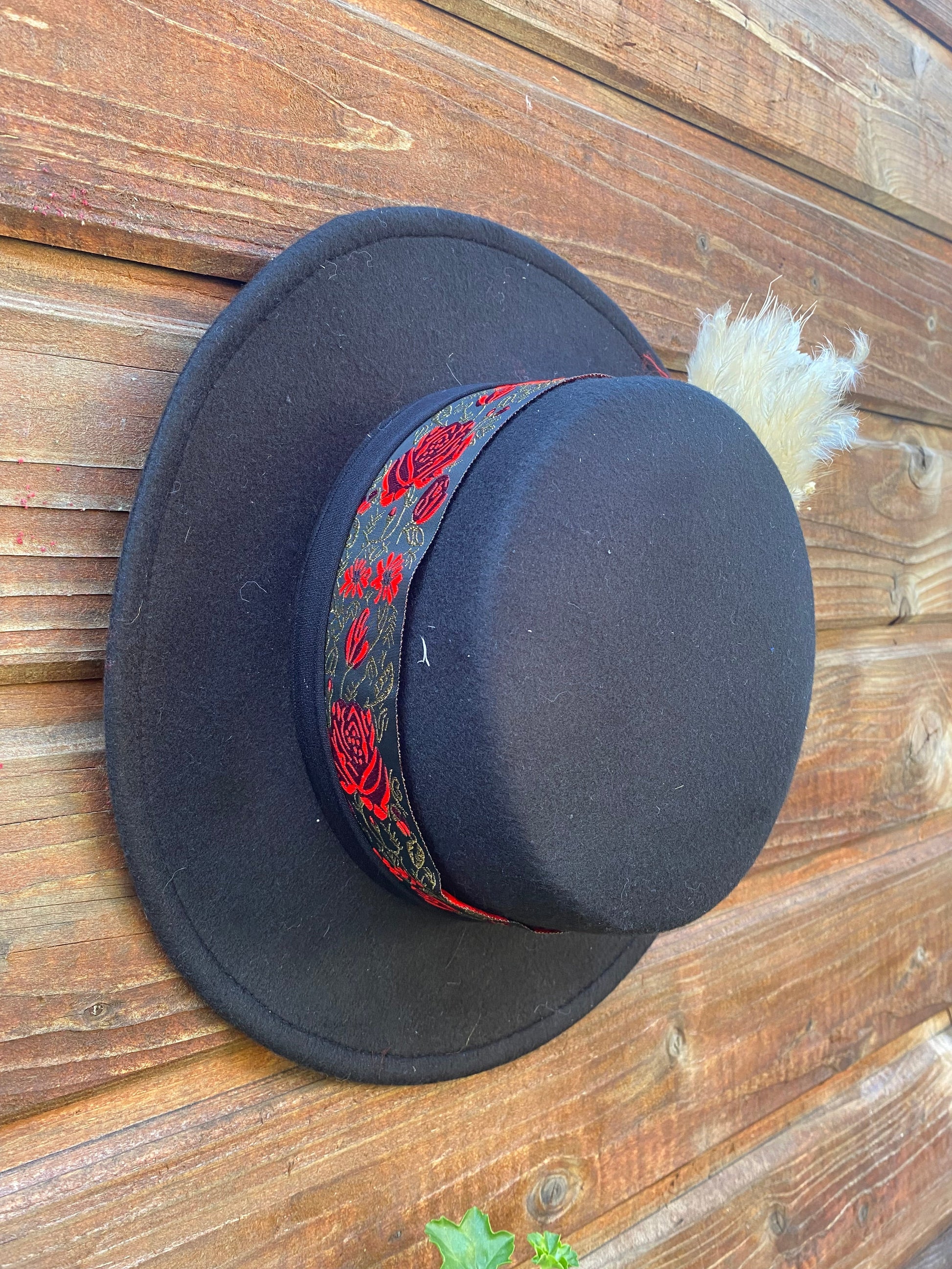 Hut Dylan Edition Wild at Noon