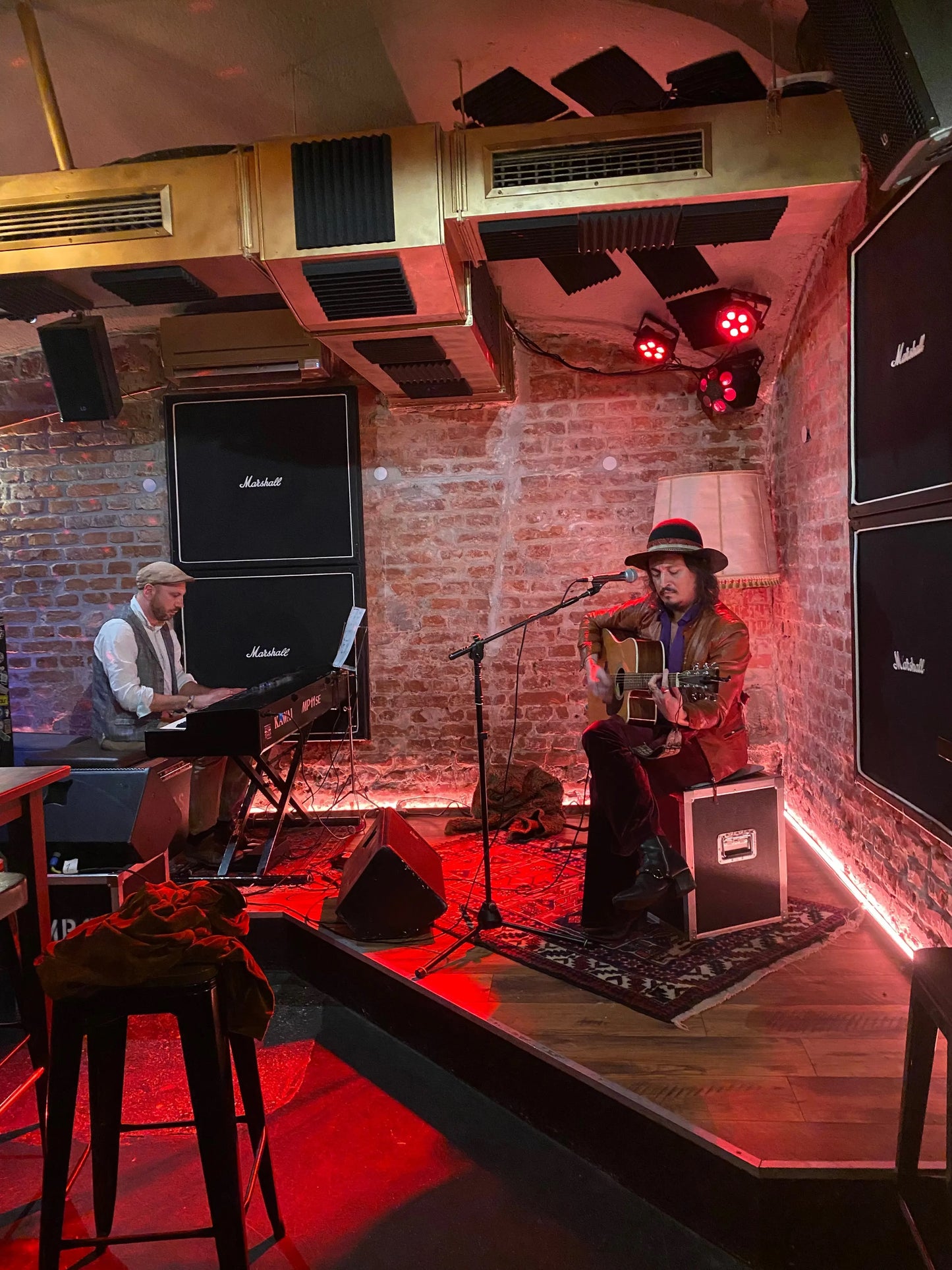 „The Rockstar“ Boho Hut Wild at Noon